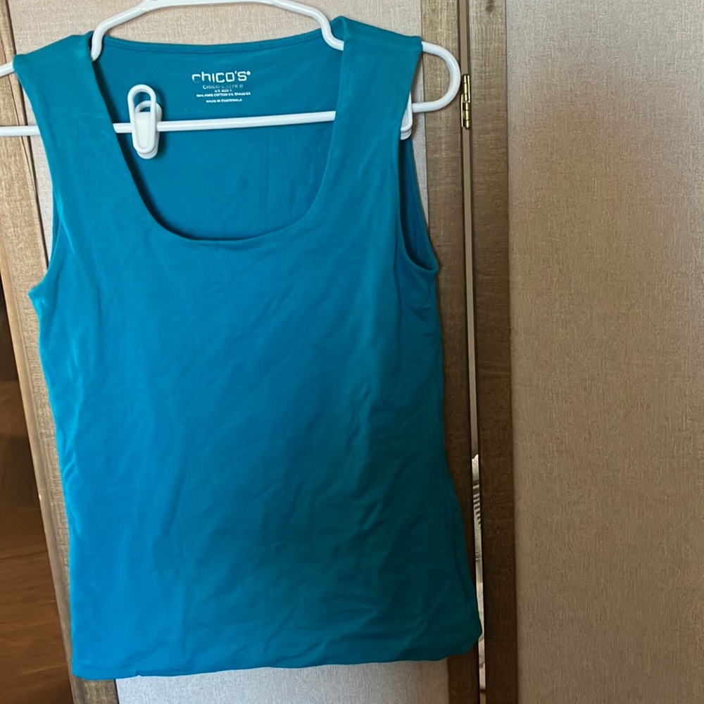 FINAL MARKDOWN Chico's Fitted Sleeveless Tank small